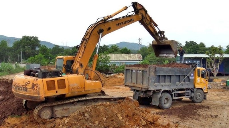 Những lưu ý quan trọng khi thuê xe cơ giới giúp bạn tránh rủi ro không đáng có