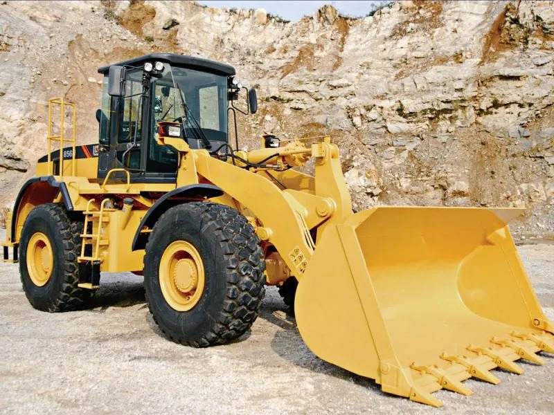 Quy trình kiểm tra xe cơ giới trước khi thuê, từ chối nếu phương tiện không đạt tiêu chuẩn